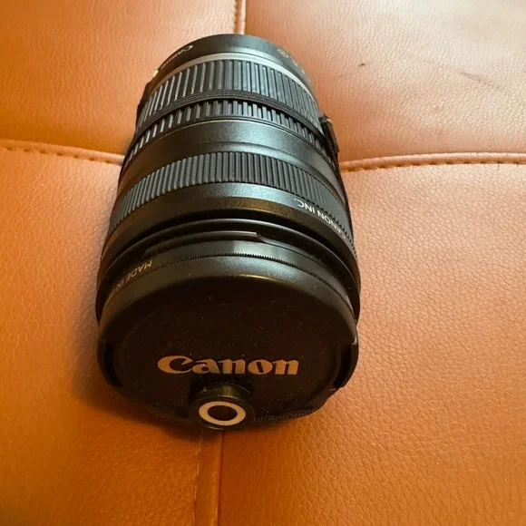 New Canon EFS 55-250 Telephoto Lens with Textured Grip